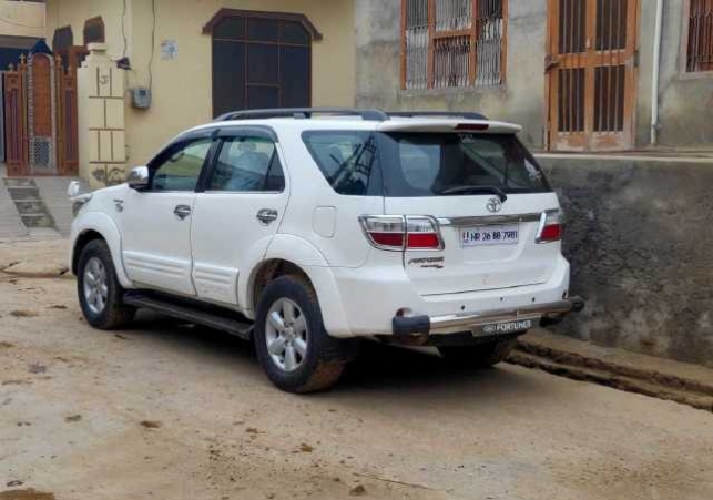 toyota-fortuner-30mt-637614299752380949